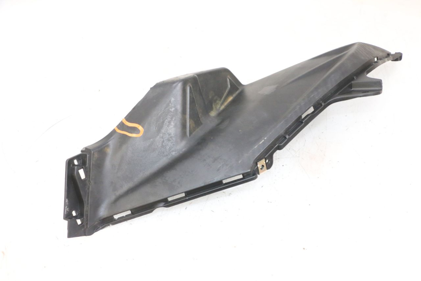 photo de MARCHE PIED DROIT SYM ORBIT III 3 4T 50 (2018 - 2021) - État de surface