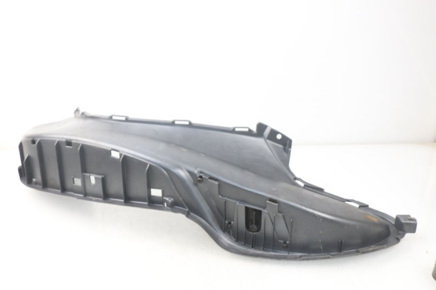 photo de MARCHE PIED DROIT PIAGGIO X9 125 (2000 - 2003)