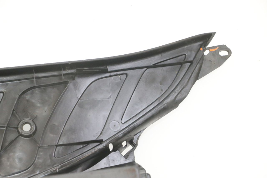 photo de MARCHE PIED PEUGEOT ELYSEO 125 (1999 - 2004)
