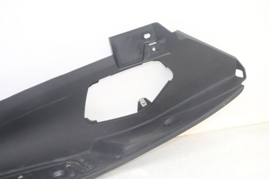 photo de MARCHE PIED GAUCHE PIAGGIO MP3 HPE 350 (2018 - 2020) - Zoom état d’usage