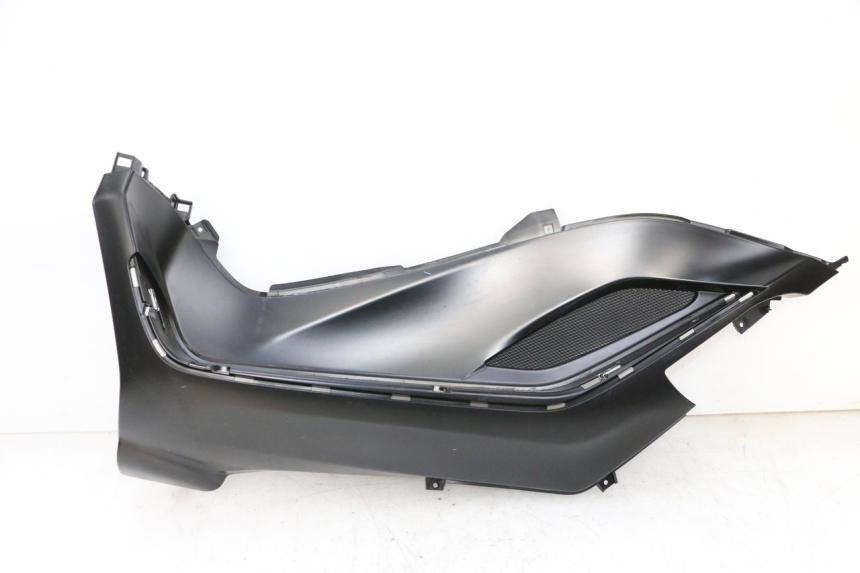 photo de MARCHE PIED GAUCHE PIAGGIO MP3 HPE 300 (2019 - 2026) - Vue principale