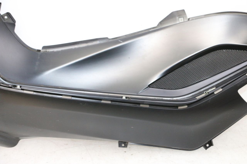 photo de MARCHE PIED GAUCHE PIAGGIO MP3 HPE 300 (2019 - 2026) - Photo complémentaire