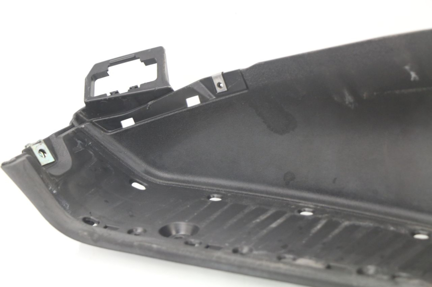 photo de MARCHE PIED GAUCHE PIAGGIO MP3 LT 300 (2010 - 2016)