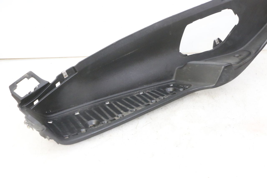 photo de MARCHE PIED GAUCHE PIAGGIO MP3 LT 300 (2010 - 2016)