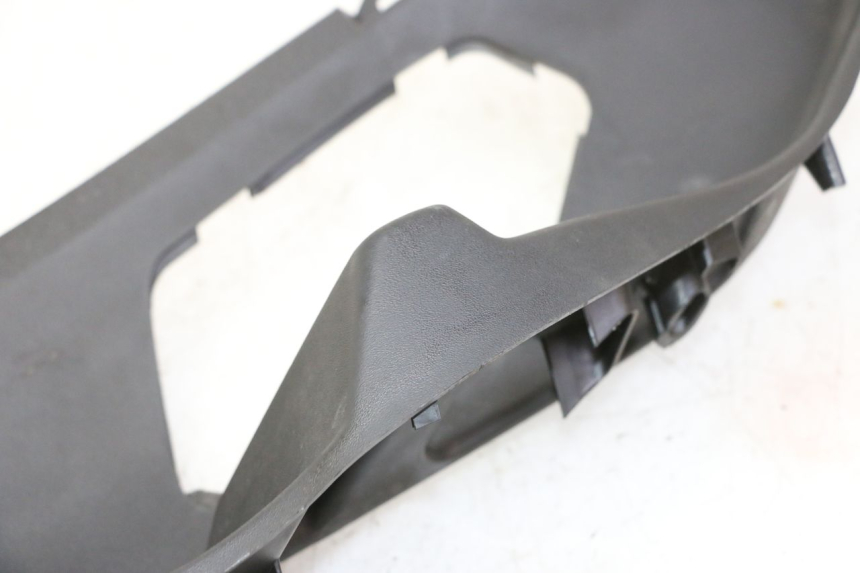 photo de MARCHE PIED GAUCHE PIAGGIO MP3 RL 250 (2007 - 2010)