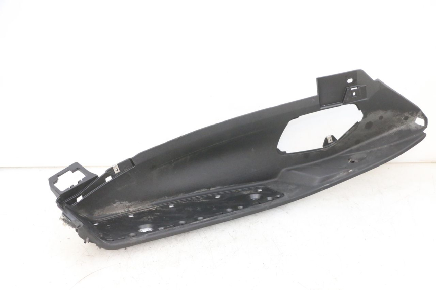 photo de MARCHE PIED GAUCHE PIAGGIO MP3 500 (2016 - 2018) - Vue principale