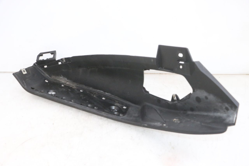 photo de MARCHE PIED GAUCHE PIAGGIO MP3 500 (2016 - 2018) - Pièce contrôlée