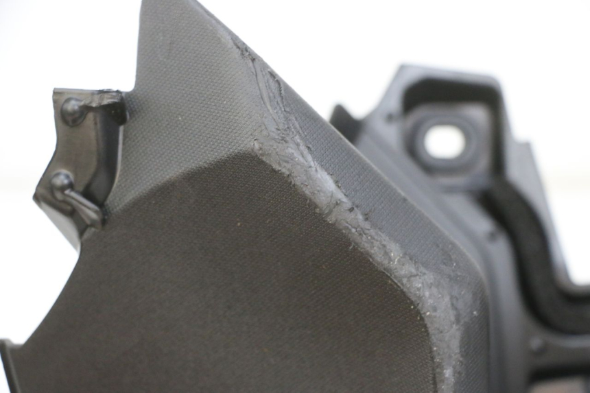 photo de MARCHE PIED GAUCHE YAMAHA TRICITY 300 (2020 - 2024) - Zoom composants