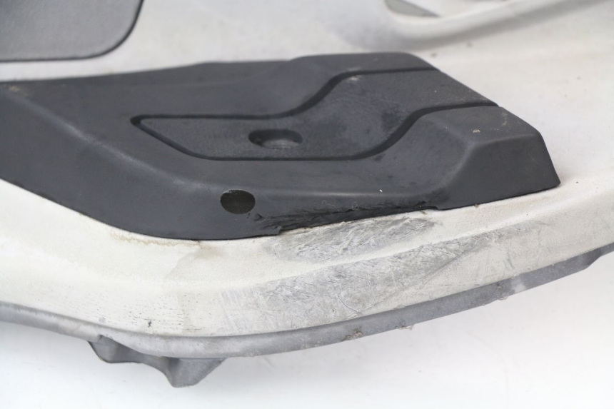 photo de MARCHE PIED GAUCHE PIAGGIO X9 EVOLUTION 125 (2003 - 2007)