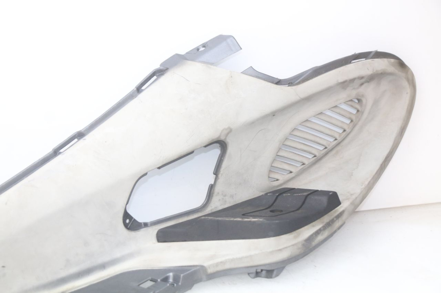 photo de MARCHE PIED GAUCHE PIAGGIO X9 EVOLUTION 250 (2003 - 2007)