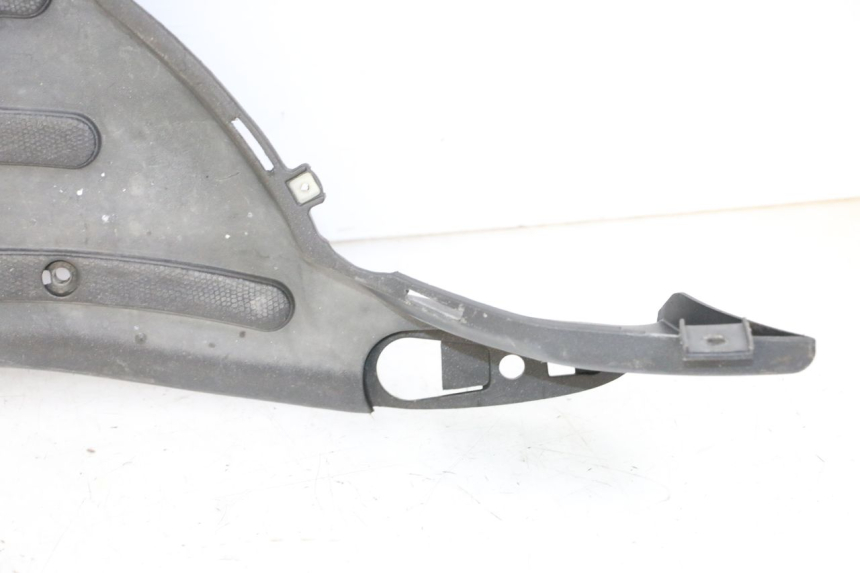 photo de MARCHE PIED PIAGGIO LIBERTY 4T 50 (2009 - 2015)