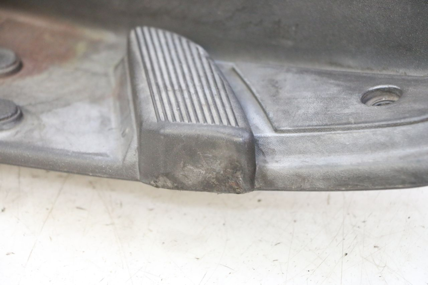 photo de MARCHE PIED PIAGGIO LXV 4T 50 (2009 - 2013)