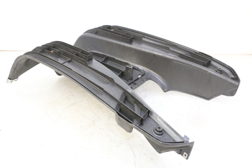 photo de MARCHE PIED PIAGGIO LXV 4T 50 (2009 - 2013)