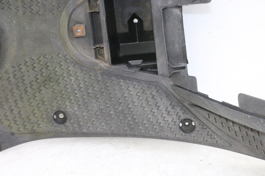 photo de MARCHE PIED YAMAHA NEO'S NEOS 2T 50 (1998 - 2007) - Points de fixation