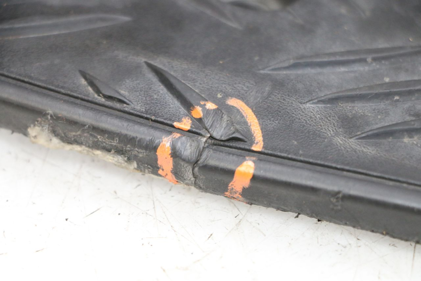 photo de MARCHE PIED PEUGEOT SPEEDFIGHT 4 4T EFI 50 (2021 - 2025) - Focus structure