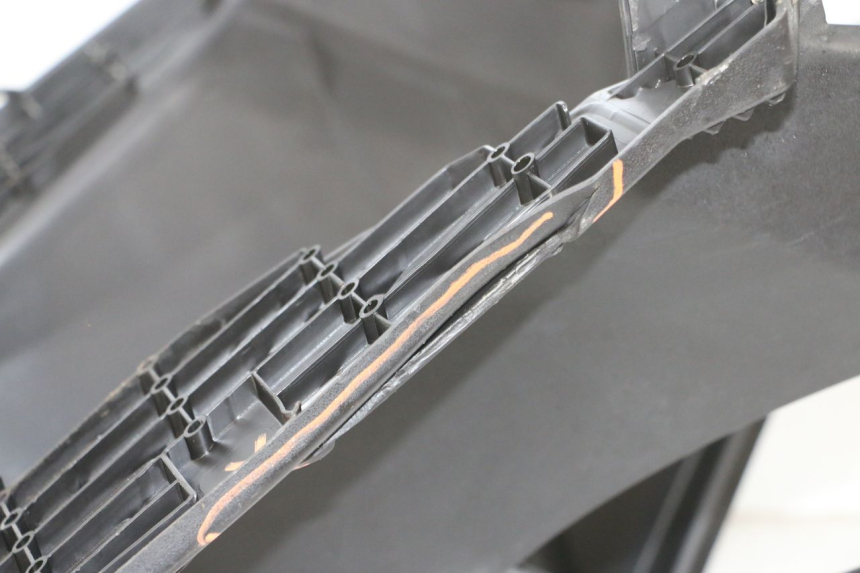 photo de MARCHE PIED PEUGEOT SPEEDFIGHT 4 4T EFI 50 (2021 - 2025) - Zoom état d’usage