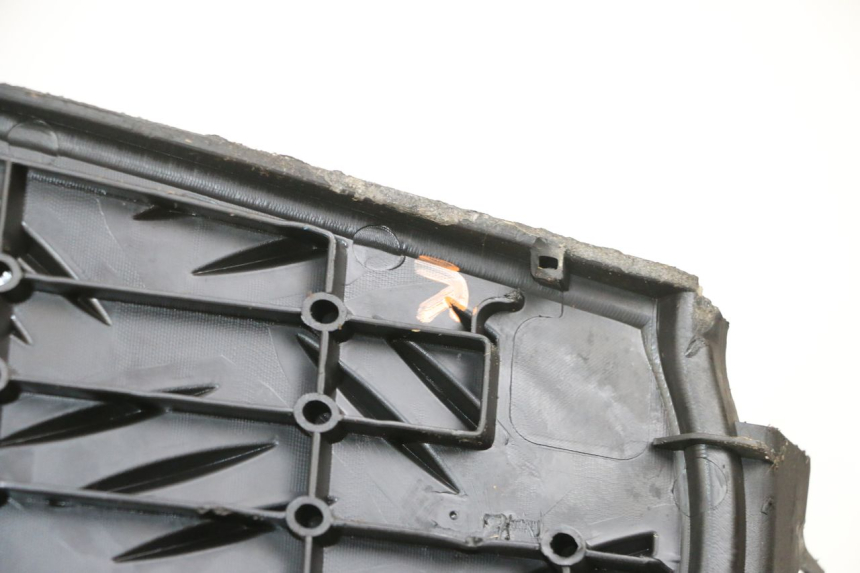 photo de MARCHE PIED PEUGEOT SPEEDFIGHT 4 4T EFI 50 (2021 - 2025) - État de surface