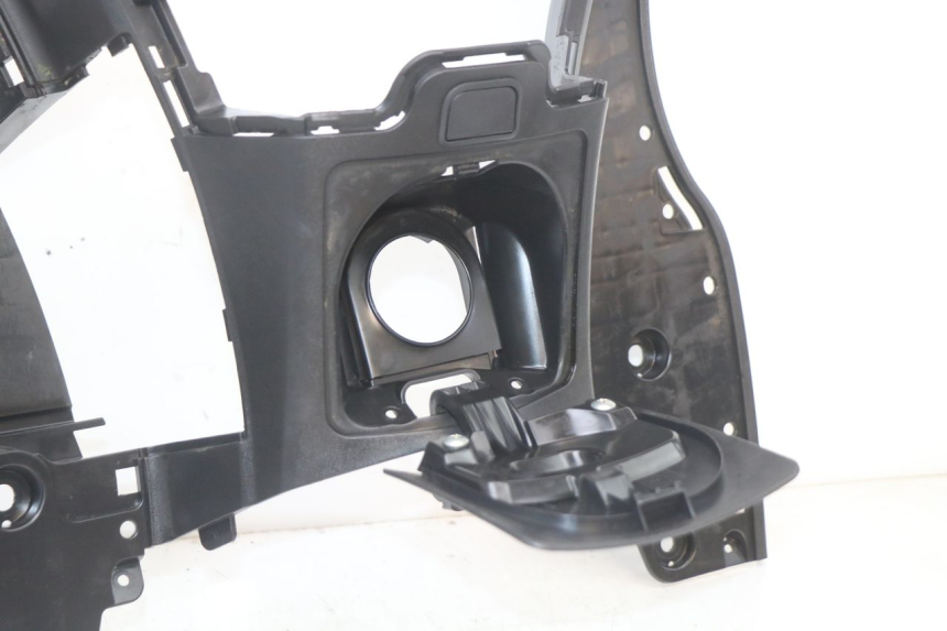 photo de MARCHE PIED SUZUKI BURGMAN 125 (2018 - 2021)