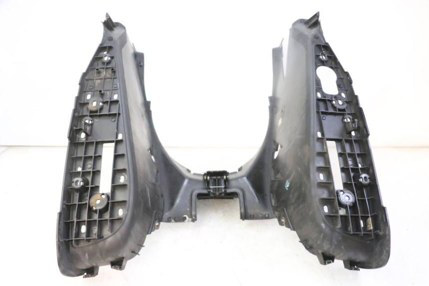 photo de MARCHE PIED YAMAHA X-MAX XMAX 125 (2010 - 2014)