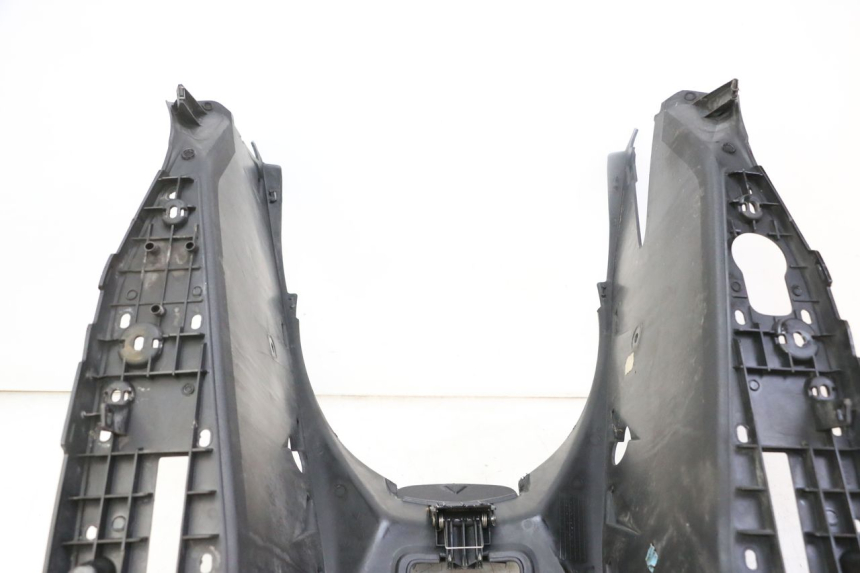 photo de MARCHE PIED YAMAHA X-MAX XMAX 125 (2010 - 2014)