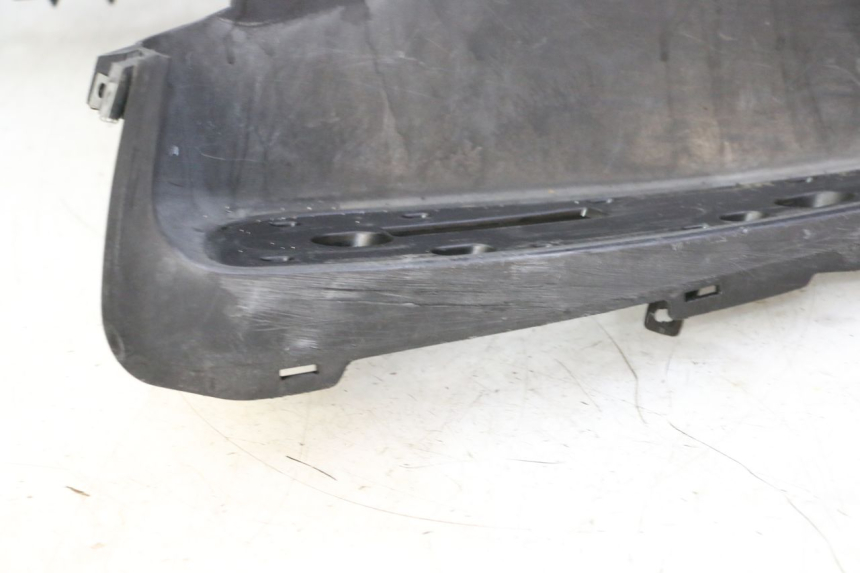 photo de MARCHE PIED YAMAHA X-MAX XMAX 125 (2010 - 2014)