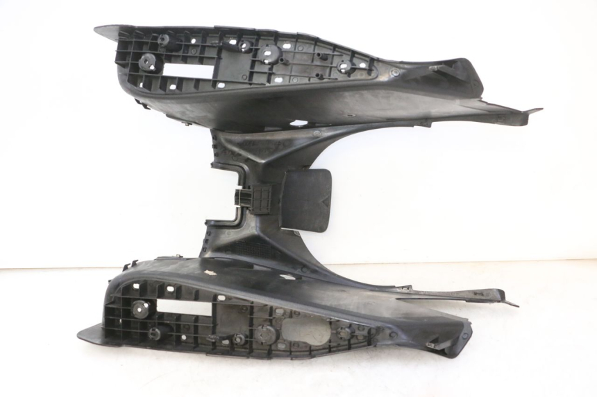 photo de MARCHE PIED YAMAHA X-MAX XMAX 125 (2010 - 2014)