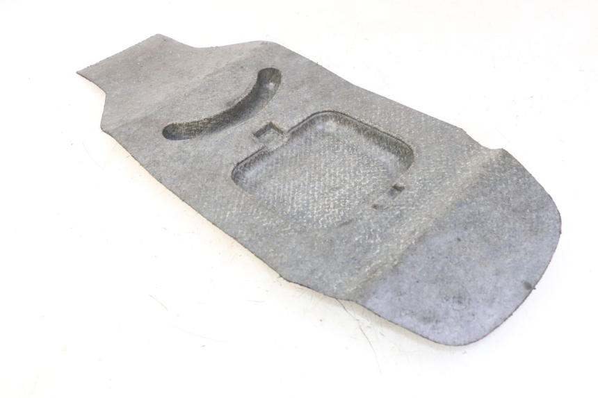 photo de MOQUETTE COFFRE KYMCO GRAND DINK 125 (2008 - 2014)