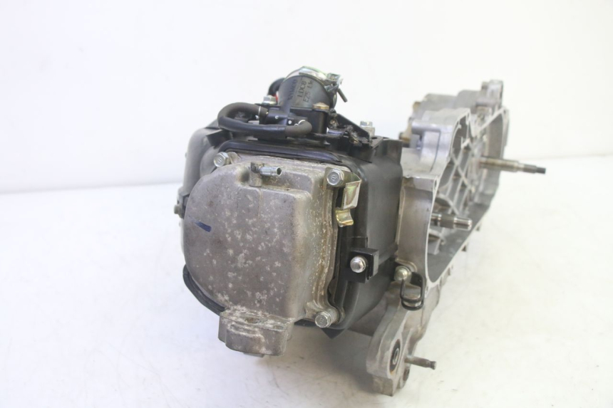 photo de MOTEUR KYMCO AGILITY 4T 50 (2018 - 2022) - Vue d’ensemble