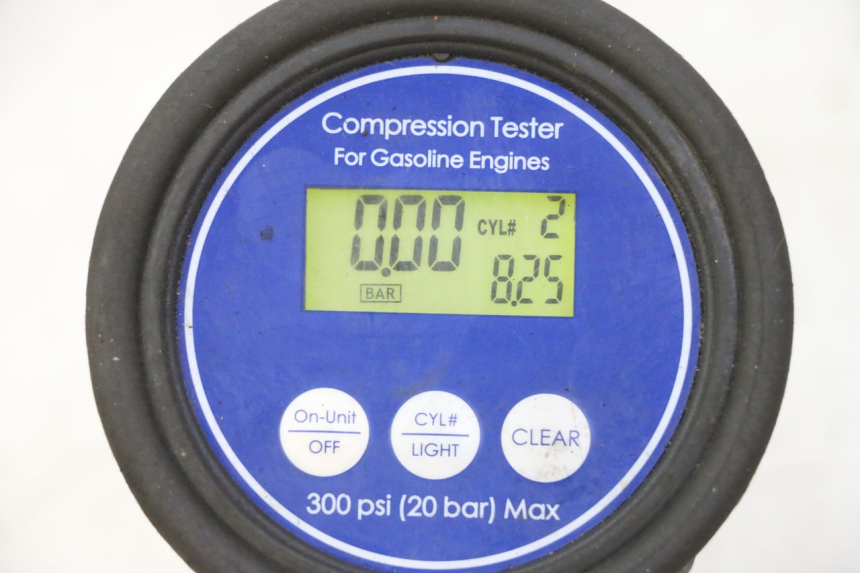 photo de MOTEUR HYOSUNG GV AQUILA 125 (2000 - 2004)