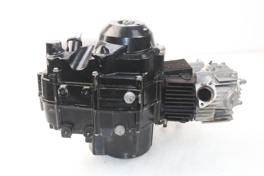 photo de MOTEUR CHINESE QUAD ATV ENFANT 125 - Autre angle de vue