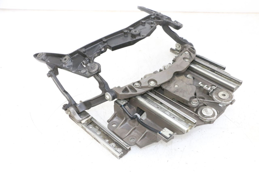 photo de MOTEUR BULLE YAMAHA FJR ABS 1300 (2006 - 2012) - Vue principale