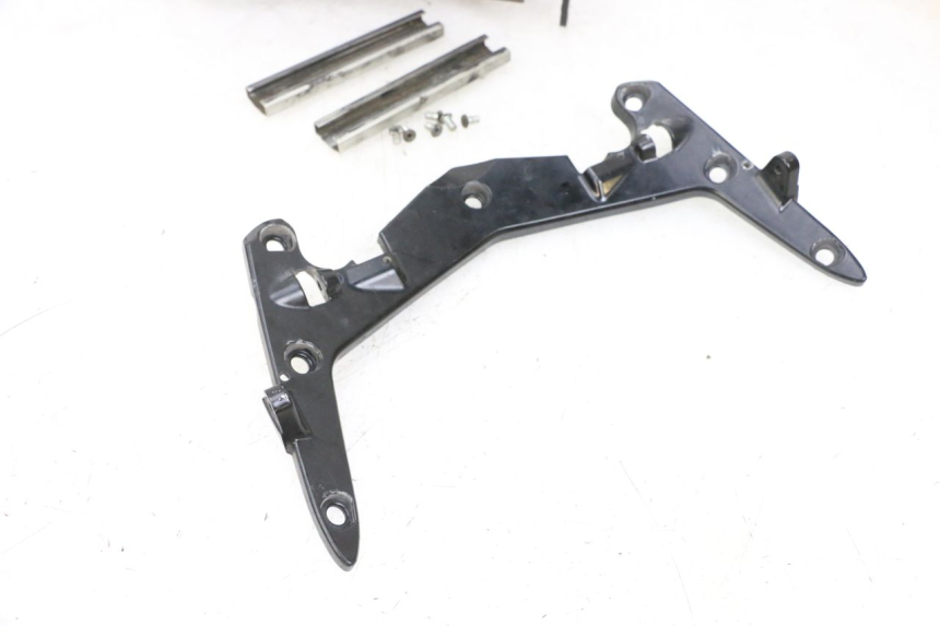 photo de MOTEUR BULLE YAMAHA FJR ABS 1300 (2006 - 2012) - Pièce contrôlée