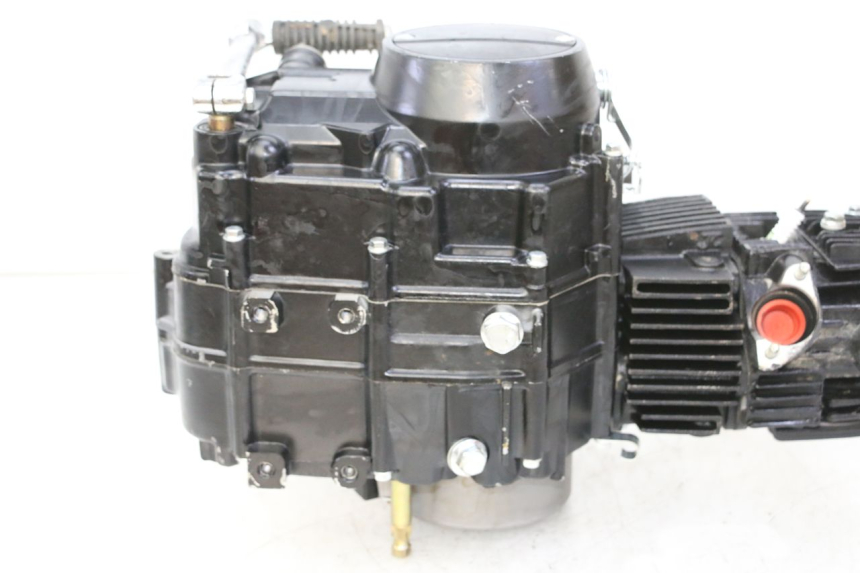 photo de MOTEUR LONCIN DIRT BIKE 125