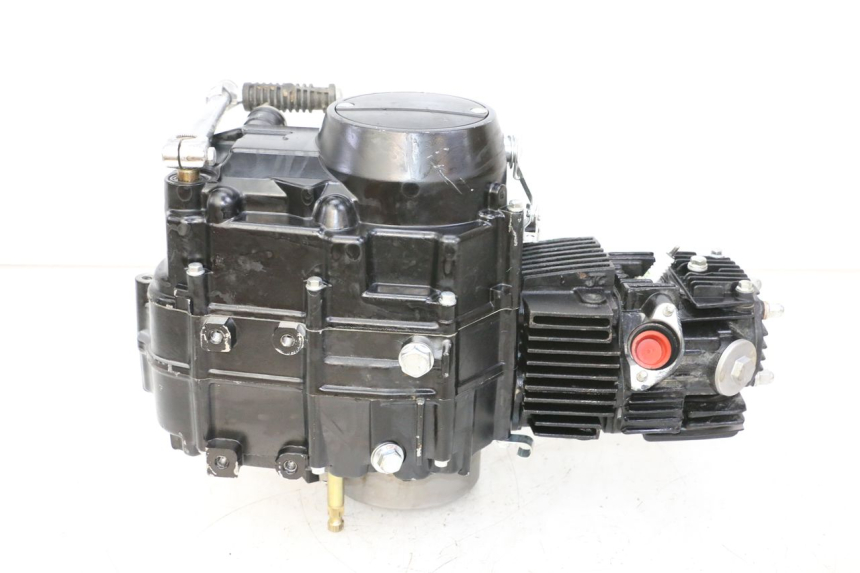 photo de MOTEUR LONCIN DIRT BIKE 125