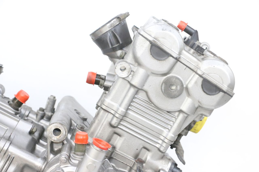 photo de MOTEUR SUZUKI DL V STROM 1000 (2002 - 2007) - Gros plan technique
