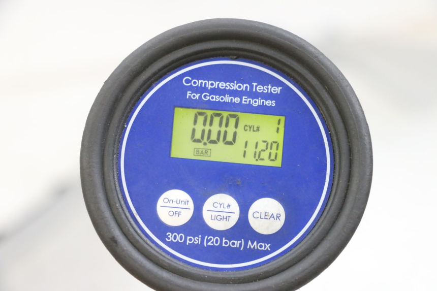 photo de MOTEUR PEUGEOT ELYSEO 125 (1999 - 2004) - Aperçu profil