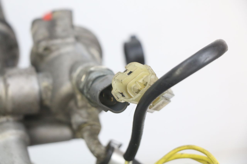 photo de MOTEUR HONDA FES PANTHEON 125 (2003 - 2007) - Vue d’ensemble