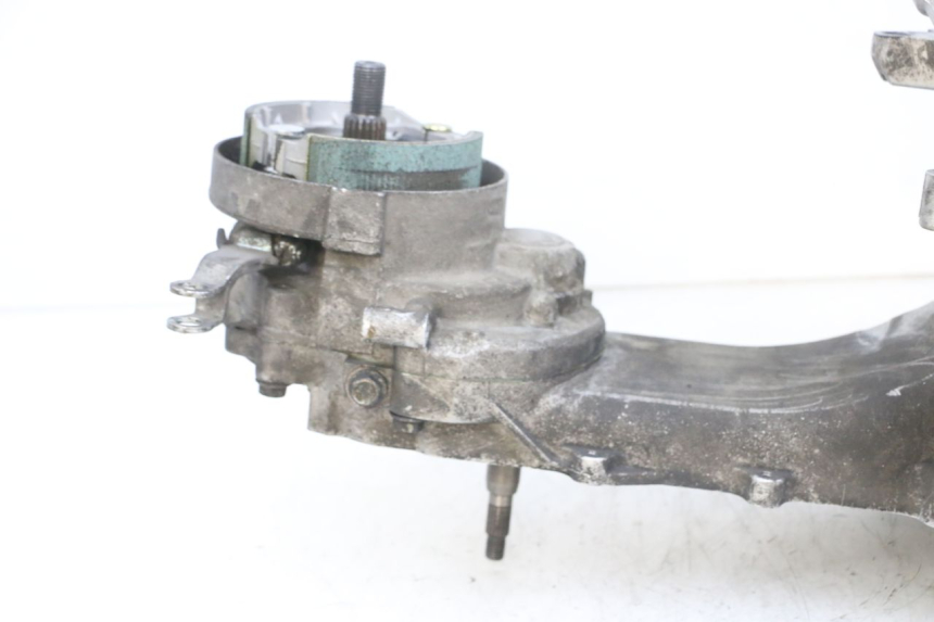 photo de MOTEUR PEUGEOT KISBEE 4T 50 (2018 - 2022) - Vue d’ensemble