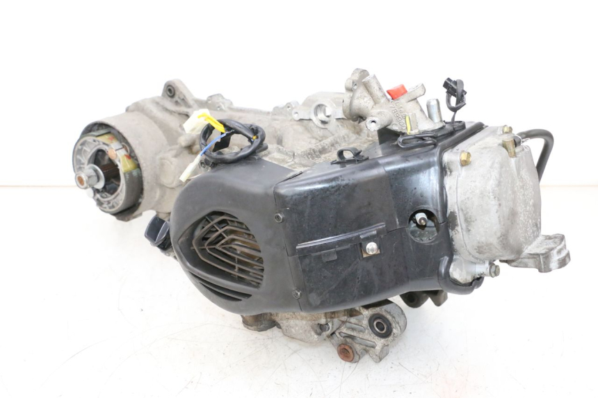 photo de MOTEUR PEUGEOT KISBEE 4T 50 (2018 - 2022) - Vue rapprochée