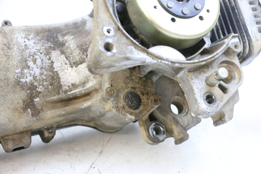 photo de MOTEUR PEUGEOT LUDIX 50 (2005 - 2007) - Détail de la pièce