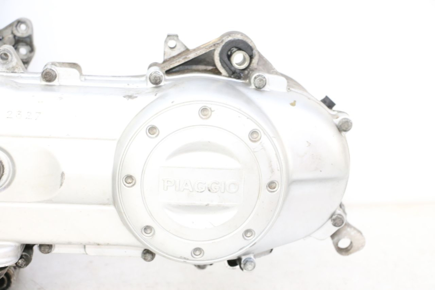 photo de MOTEUR PIAGGIO LXV 4T 50 (2009 - 2013)