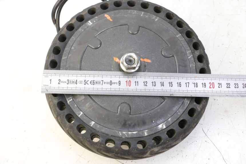 photo de MOTEUR XIAOMI MI PRO 2 1