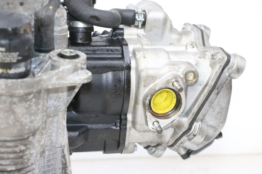 photo de MOTEUR PIAGGIO MP3 HPE 300 (2019 - 2026) - Zoom état d’usage