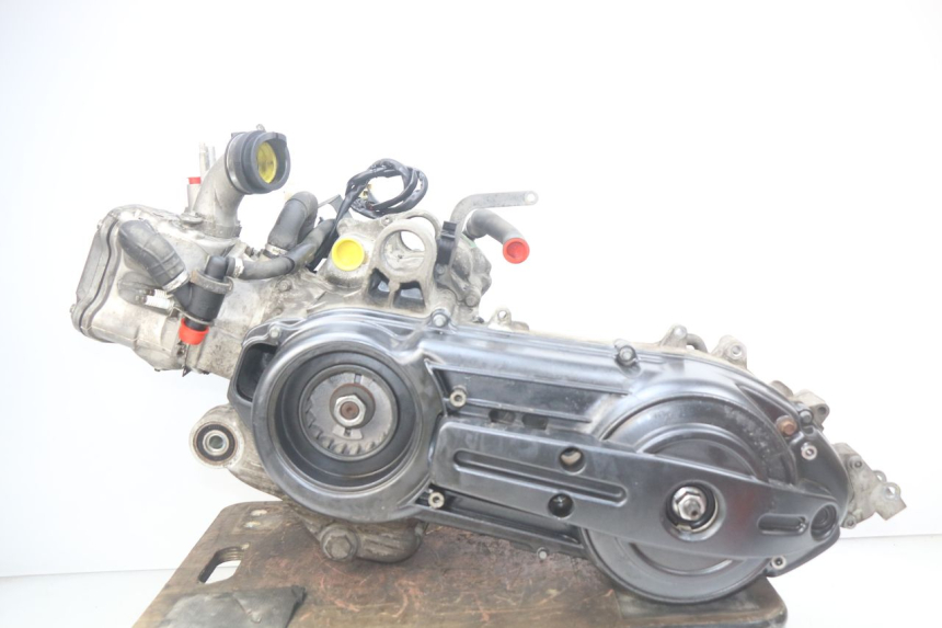 photo de MOTEUR PIAGGIO MP3 500 (2014 - 2016)
