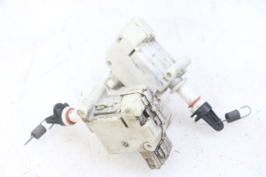 photo de MOTEUR OUVERTURE COFFRE PIAGGIO MP3 LT 300 (2010 - 2016)