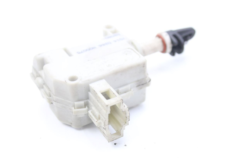 photo de MOTEUR OUVERTURE COFFRE PIAGGIO MP3 500 (2014 - 2016)