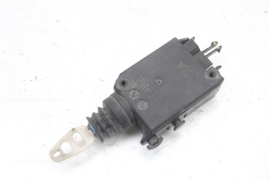 photo de MOTEUR OUVERTURE COFFRE PEUGEOT SATELIS COMPRESSOR K15 125 (2006 - 2009)