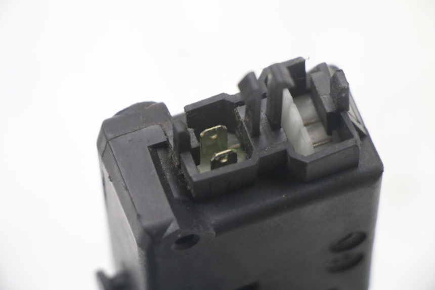 photo de MOTEUR OUVERTURE COFFRE PEUGEOT SATELIS COMPRESSOR K15 125 (2006 - 2009)