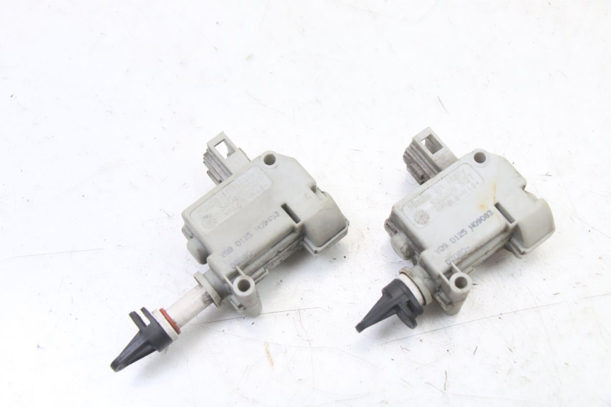 photo de MOTEUR OUVERTURE COFFRE PIAGGIO MP3 LT 400 (2007 - 2012)