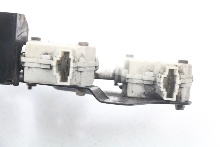 photo de MOTEUR OUVERTURE COFFRE PIAGGIO XEVO - X EVO 125 (2007 - 2016)